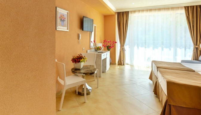 RIVA_PARK_HOTEL_SUNY_BEACH_BULGARIA_AIR_TOUR_TRAVEL